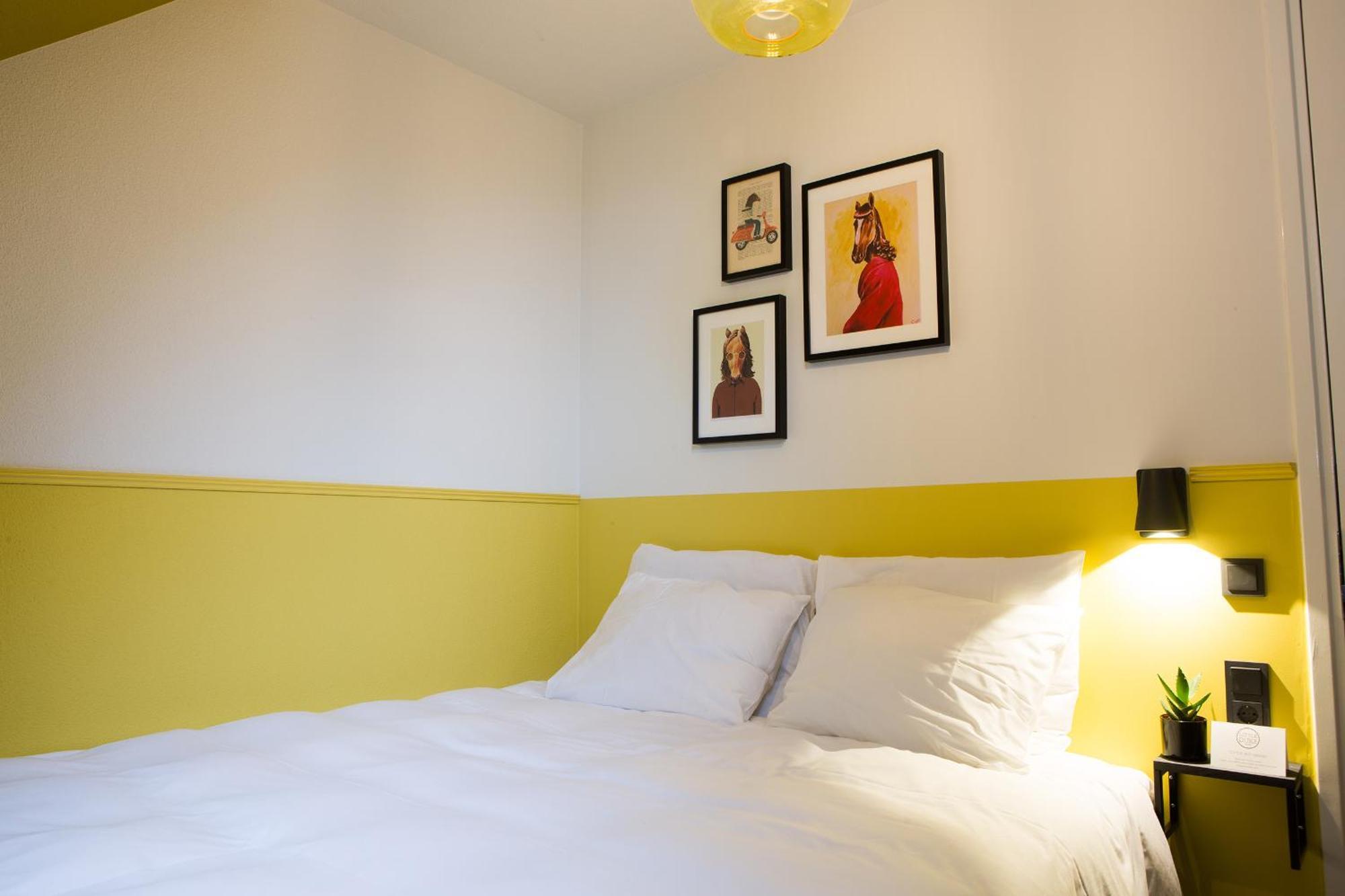 Little Duke Hotel 's-Hertogenbosch  Δωμάτιο φωτογραφία